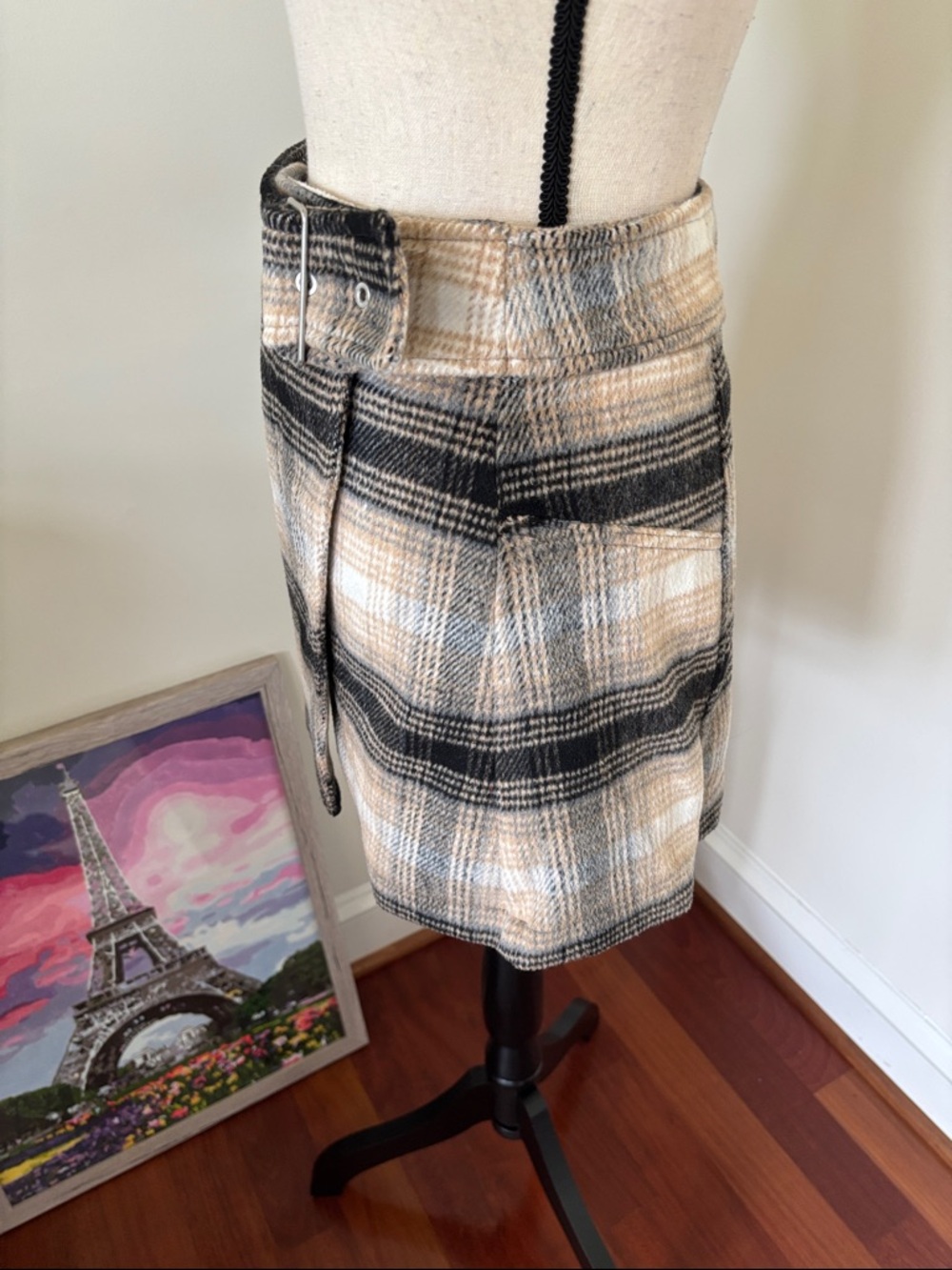 Free People Beige and Black Plaid Mini Skirt with Belt Size 4 - Picture 4 of 4
